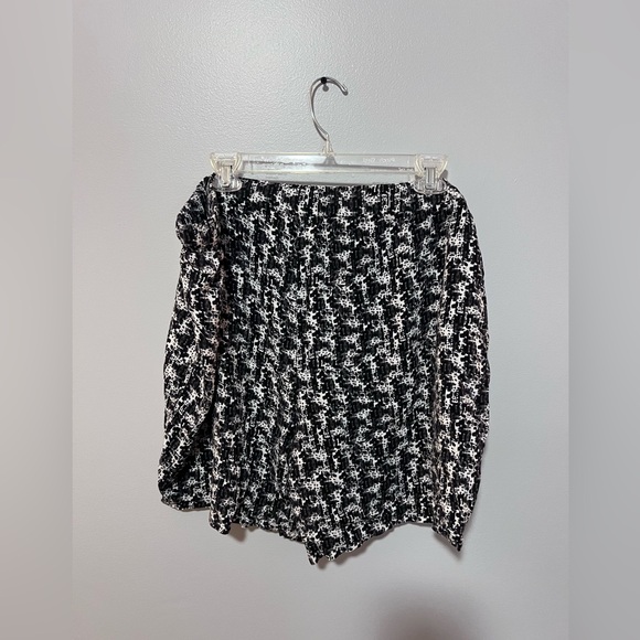 New Directions Shorts Size 2X - Picture 2 of 5